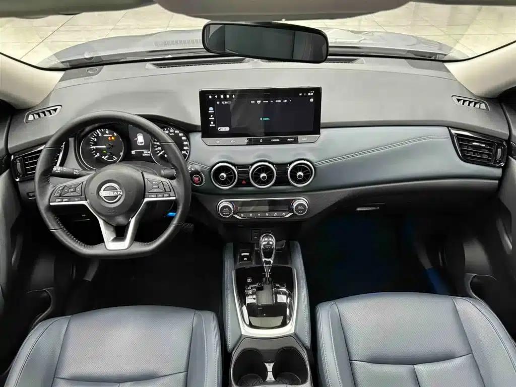 Nissan X-Trail 2025 Honor 2.0L 2WD Leading Edition — миниатюра 2