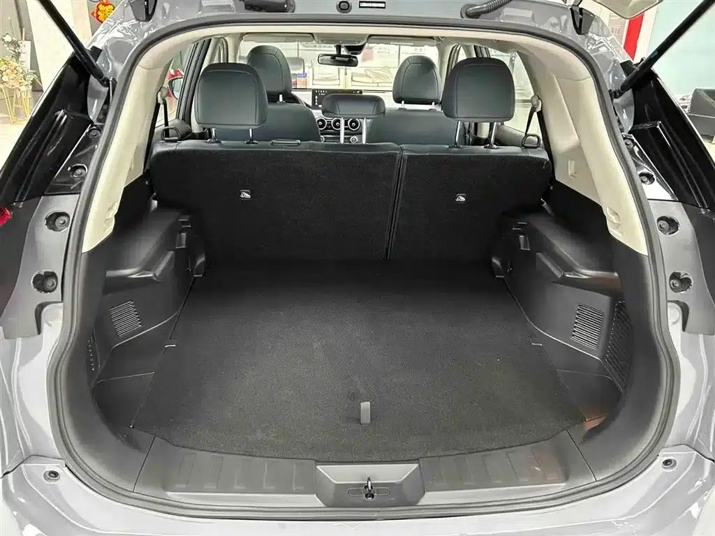 Nissan X-Trail 2025 Honor 2.0L 2WD Leading Edition — миниатюра 17