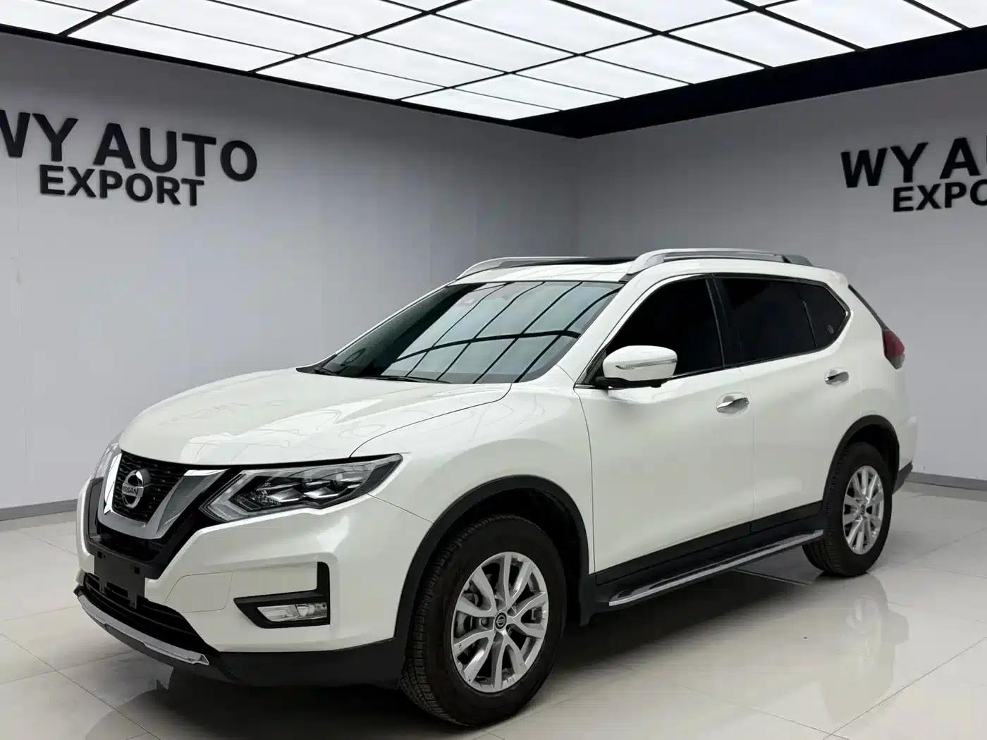 Nissan X-Trail 2023 Classic 2.0L 2WD Intelligent Connectivity Premium Edition — миниатюра 1