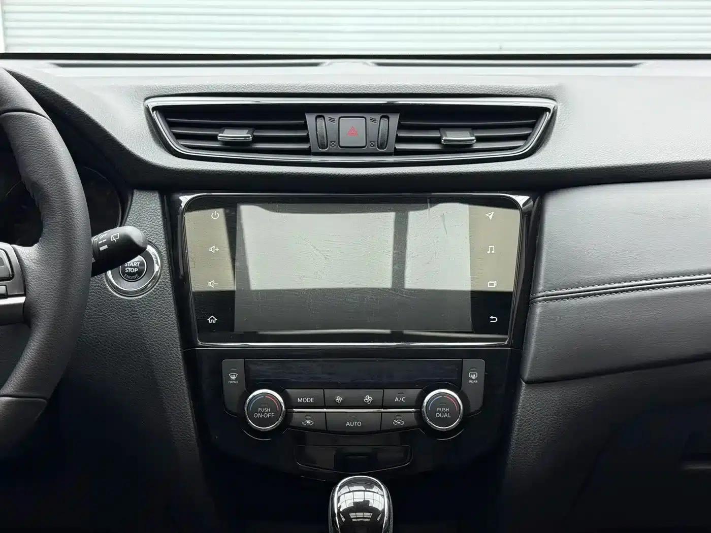 Nissan X-Trail 2023 Classic 2.0L 2WD Intelligent Connectivity Premium Edition — миниатюра 17