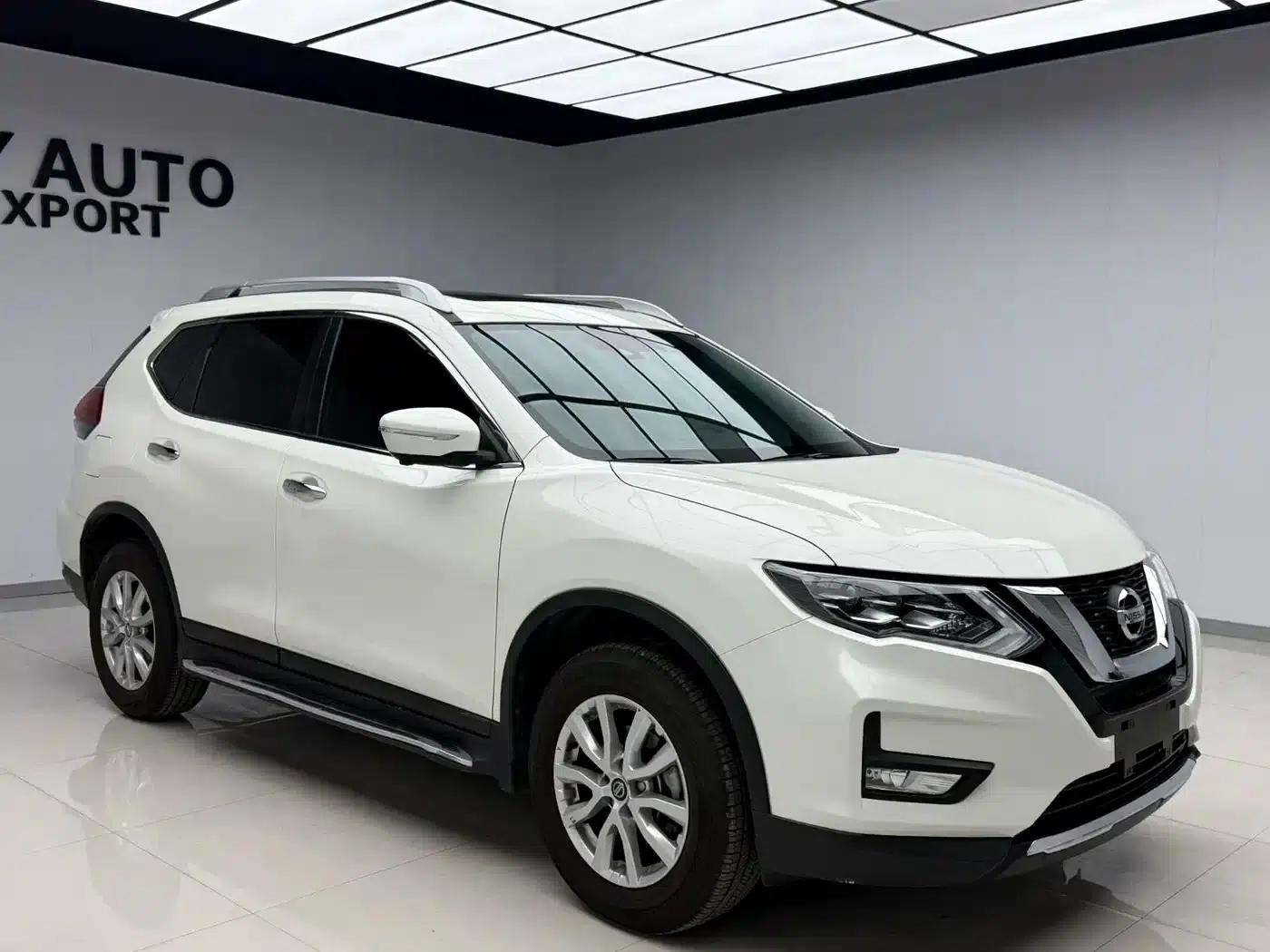 Nissan X-Trail 2023 Classic 2.0L 2WD Intelligent Connectivity Premium Edition — миниатюра 3
