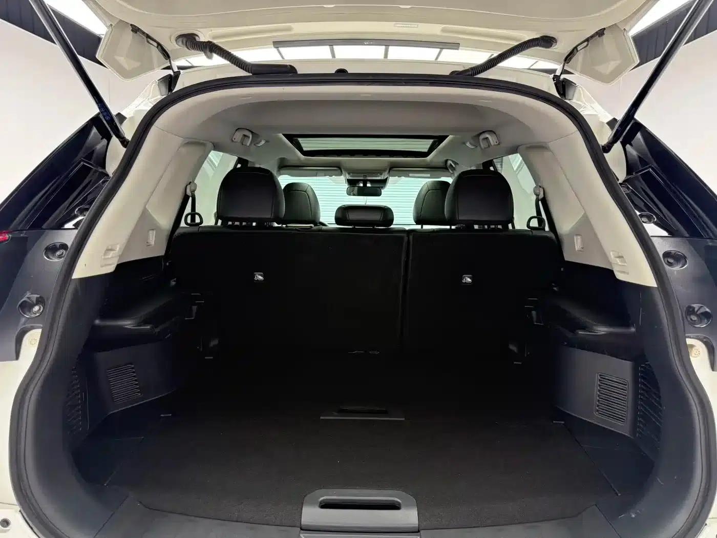 Nissan X-Trail 2023 Classic 2.0L 2WD Intelligent Connectivity Premium Edition — миниатюра 10