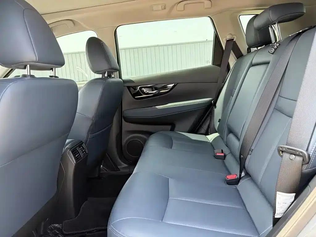 Nissan X-Trail 2025 Honor 2.0L 2WD Leading Edition — миниатюра 13