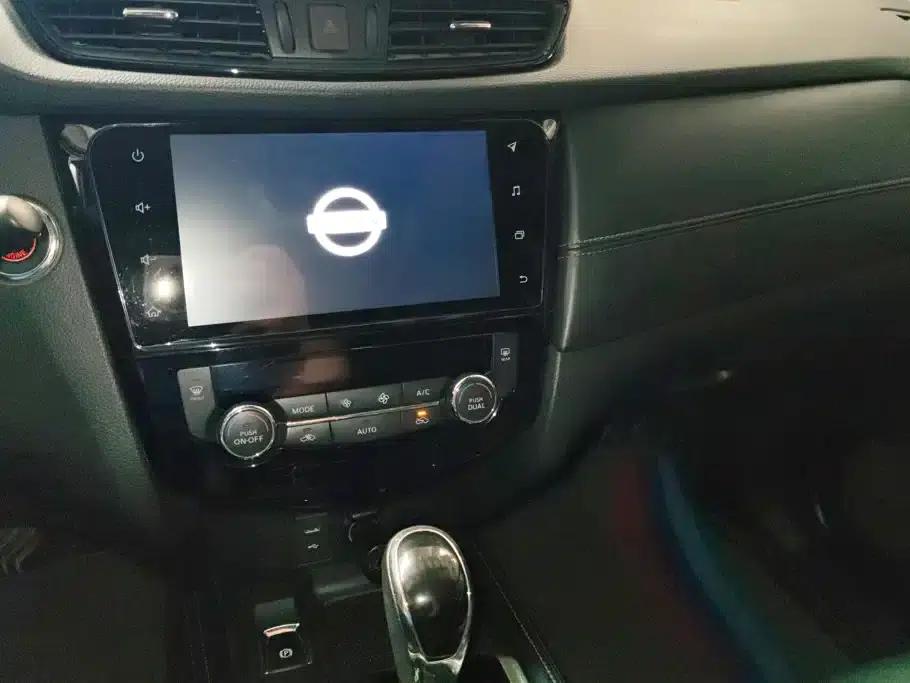 Nissan X-Trail 2017 2.0L CVT Fashion Edition 2WD — миниатюра 13