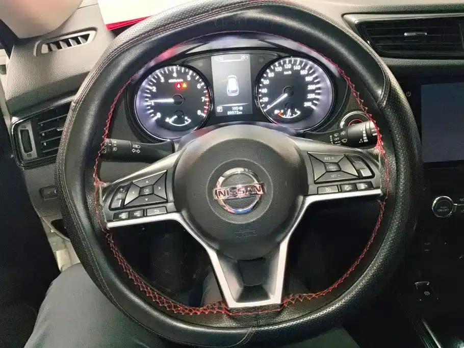 Nissan X-Trail 2017 2.0L CVT Fashion Edition 2WD — миниатюра 15