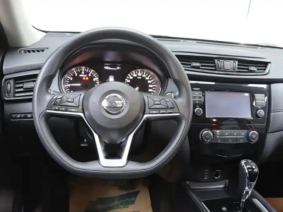 Nissan X-Trail 2017 2.0L CVT Comfort Edition 2WD — миниатюра 29