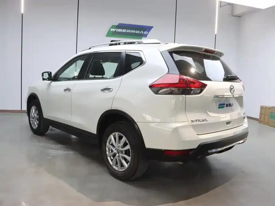 Nissan X-Trail 2017 2.0L CVT Comfort Edition 2WD — миниатюра 5