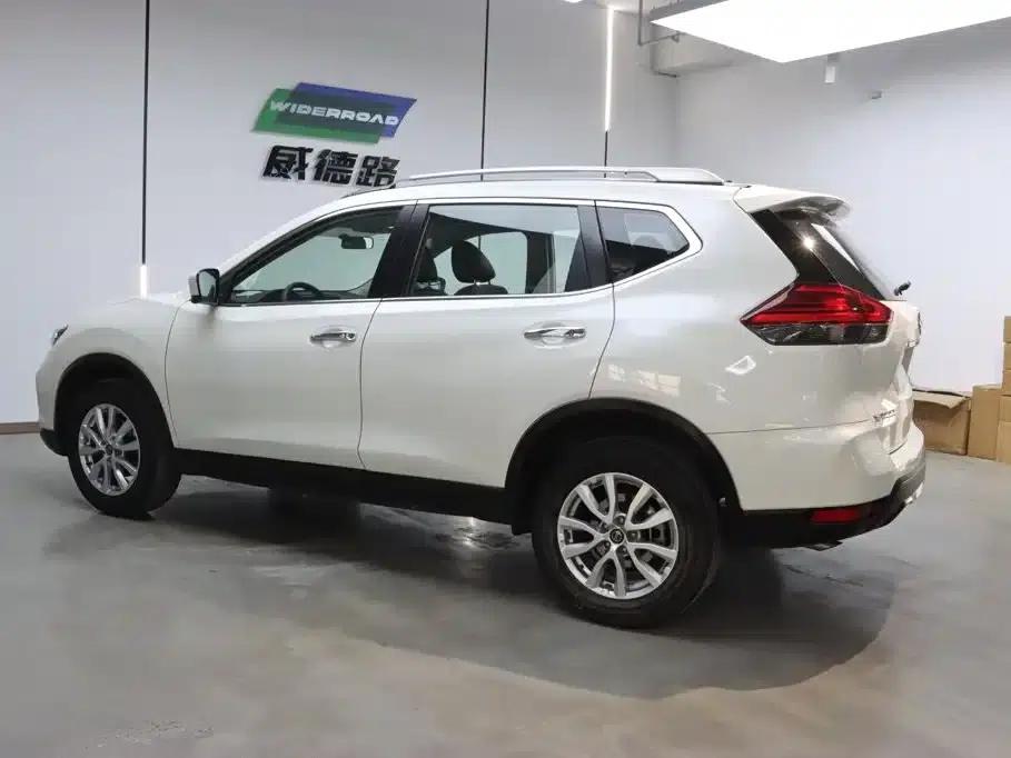 Nissan X-Trail 2017 2.0L CVT Comfort Edition 2WD — миниатюра 6