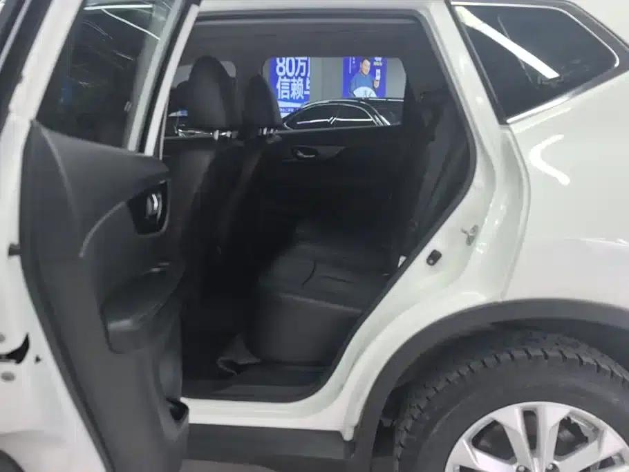 Nissan X-Trail 2014 2.5L CVT Leading Edition 4WD — миниатюра 11