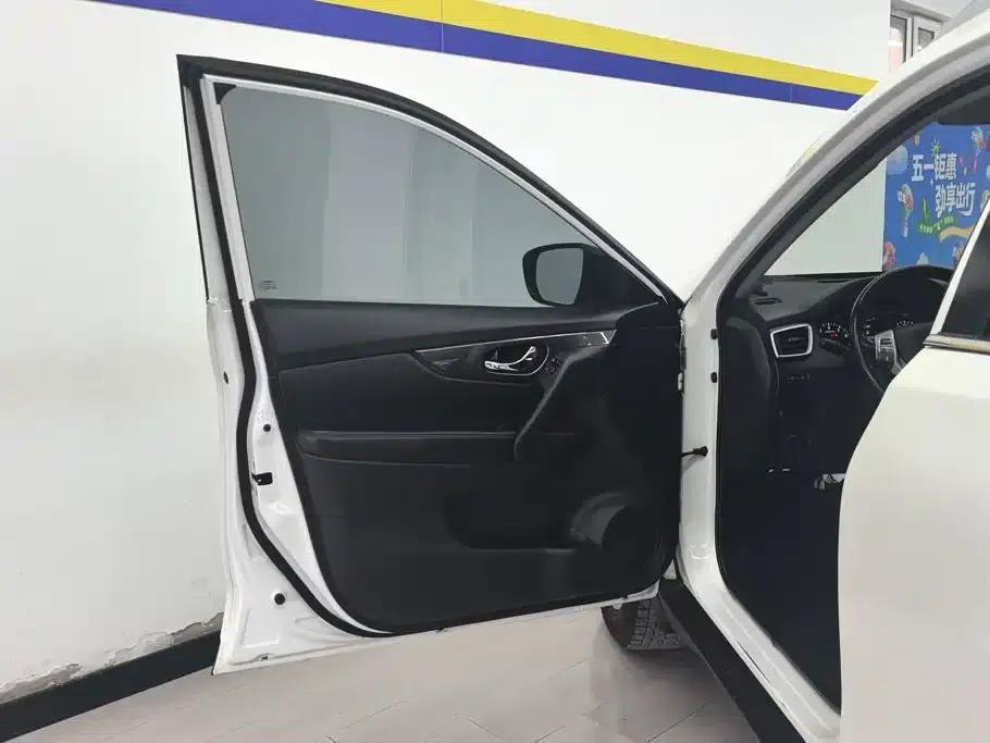 Nissan X-Trail 2014 2.5L CVT Leading Edition 4WD — миниатюра 7