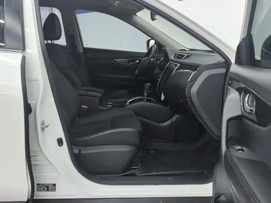 Nissan X-Trail 2014 2.5L CVT Leading Edition 4WD — миниатюра 8