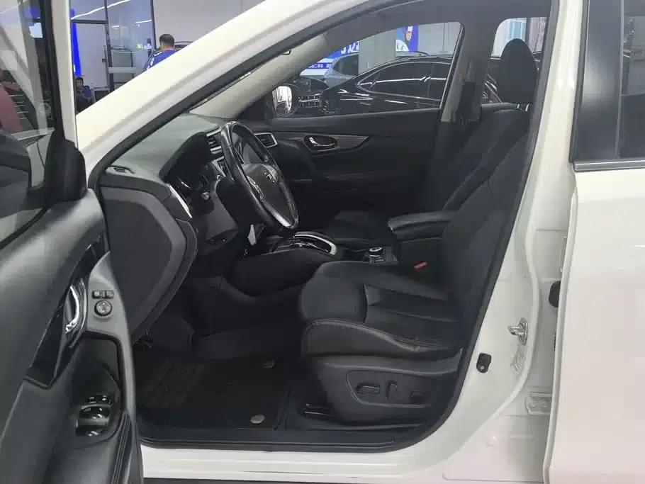 Nissan X-Trail 2014 2.5L CVT Leading Edition 4WD — миниатюра 9
