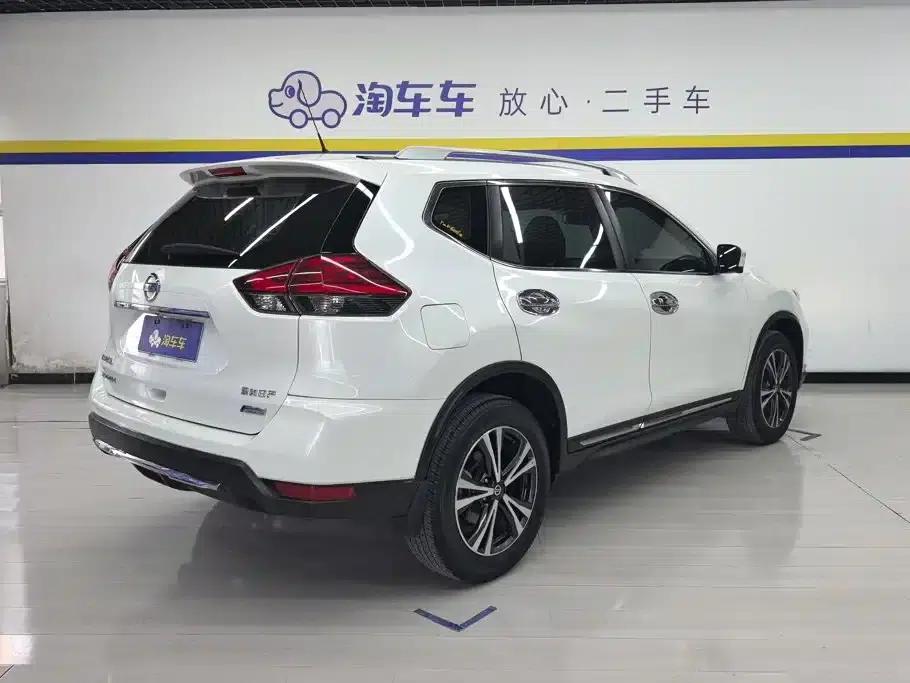 Nissan X-Trail 2017 2.5L CVT Luxury 4WD — миниатюра 3