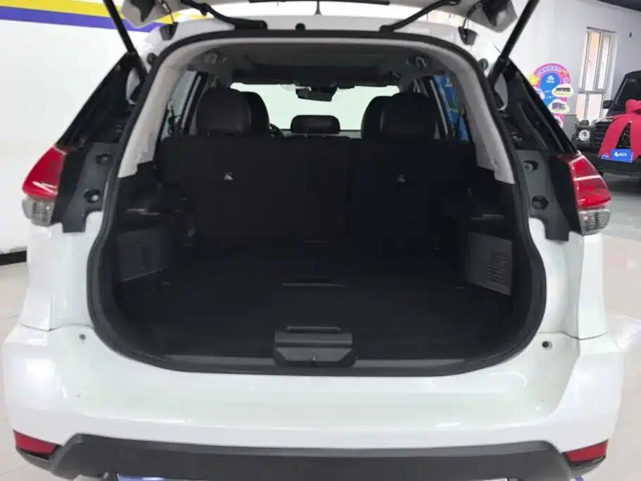 Nissan X-Trail 2017 2.5L CVT Luxury 4WD — миниатюра 4