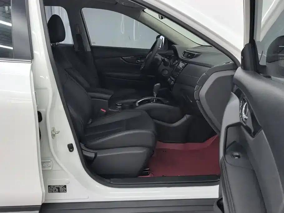 Nissan X-Trail 2017 2.5L CVT Luxury 4WD — миниатюра 8