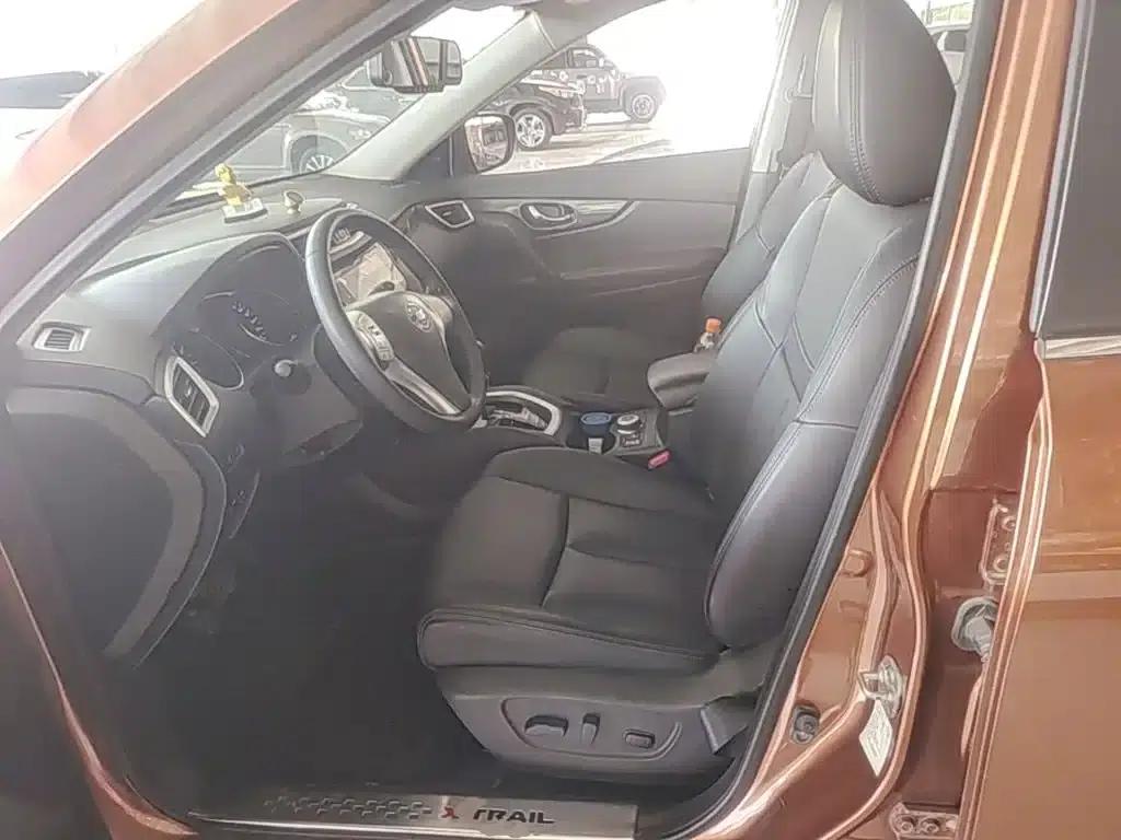 Nissan X-Trail 2014 2.5L CVT Luxury 4WD — миниатюра 15