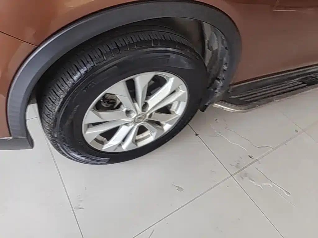 Nissan X-Trail 2014 2.5L CVT Luxury 4WD — миниатюра 23