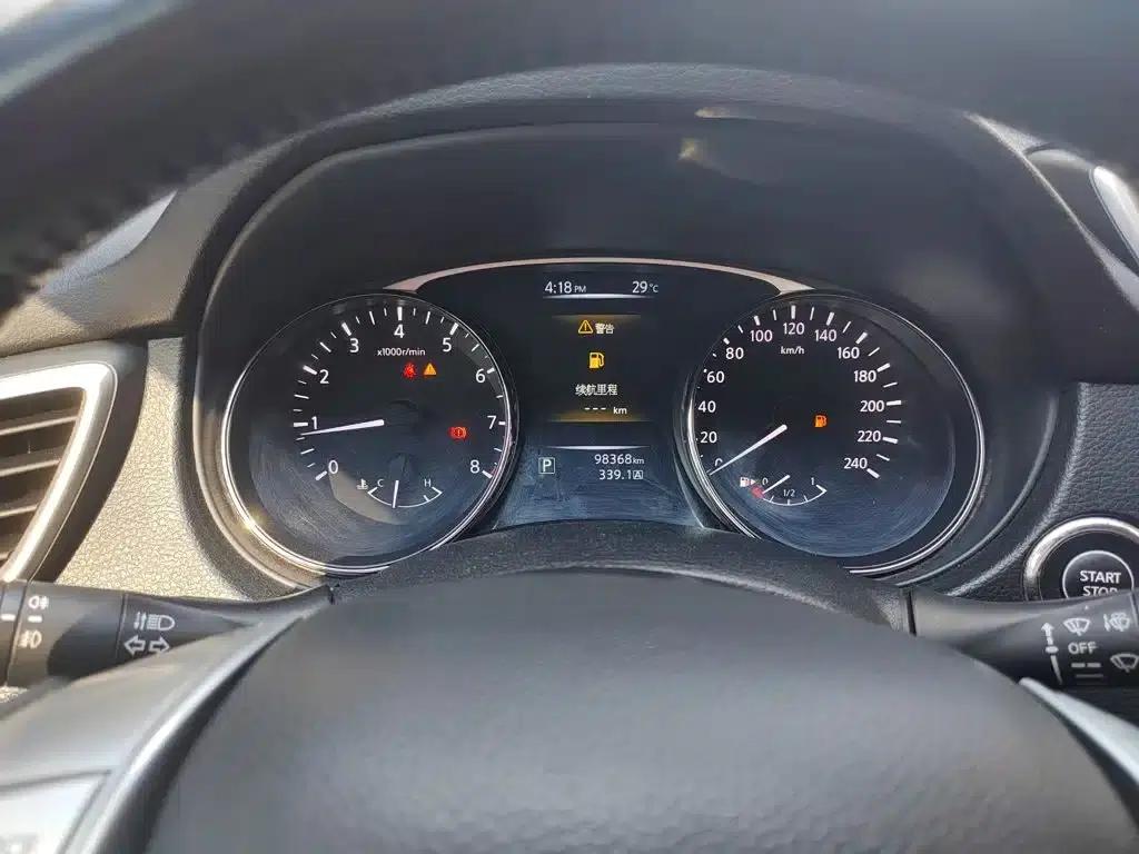 Nissan X-Trail 2014 2.0L CVT Comfort Edition 2WD — миниатюра 3