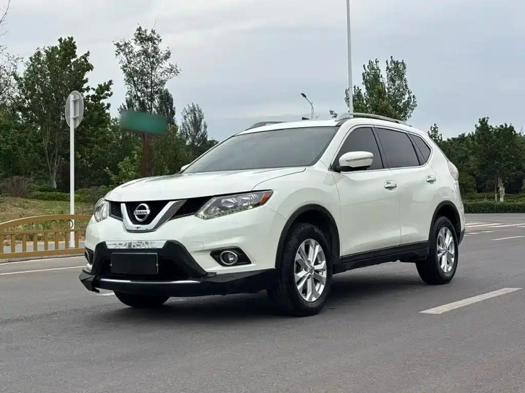 Nissan X-Trail 2015 2.0L CVT Comfort MAX Edition 2WD — миниатюра 1