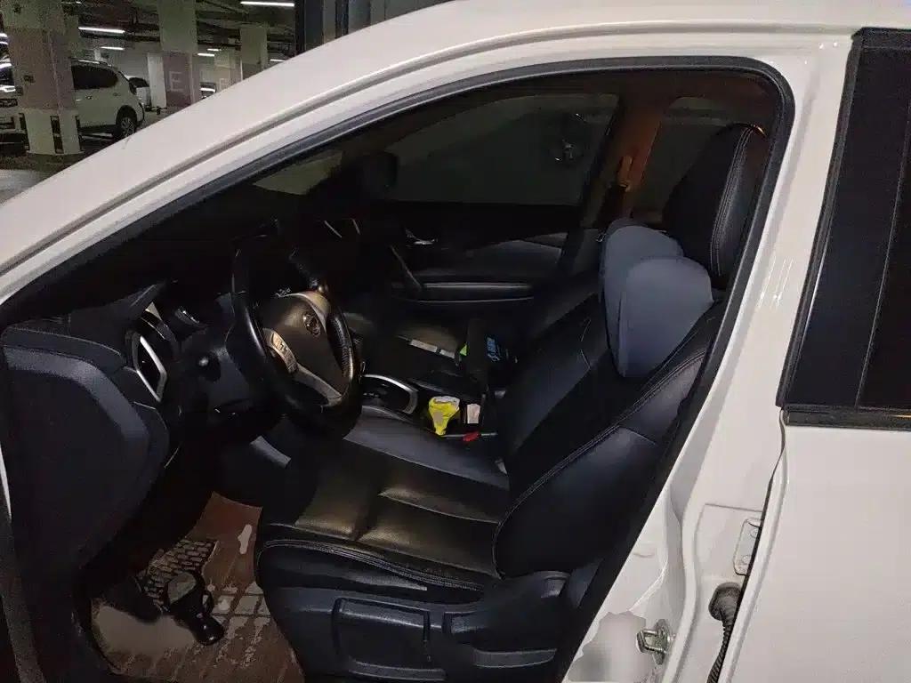 Nissan X-Trail 2015 2.0L CVT Comfort MAX Edition 2WD — миниатюра 8