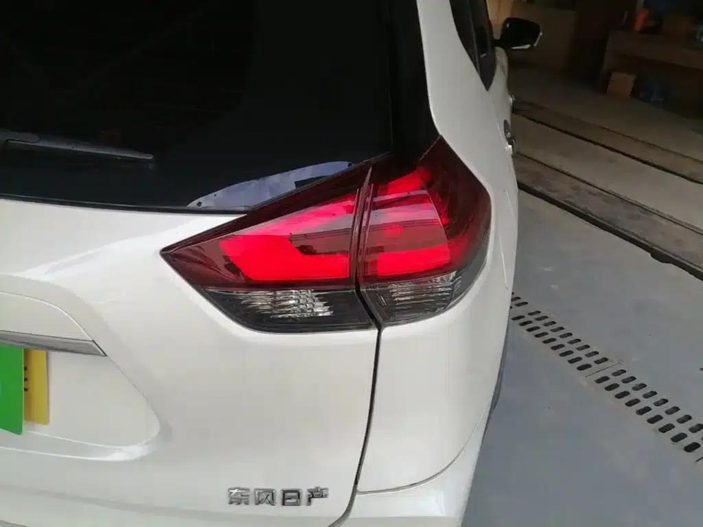 Nissan X-Trail 2021 2.0L CVT 2WD XL ITS Smart Comfort Edition — миниатюра 8