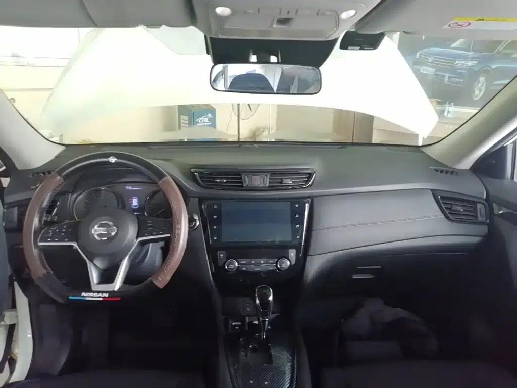 Nissan X-Trail 2021 2.0L CVT 2WD XL ITS Smart Comfort Edition — миниатюра 10