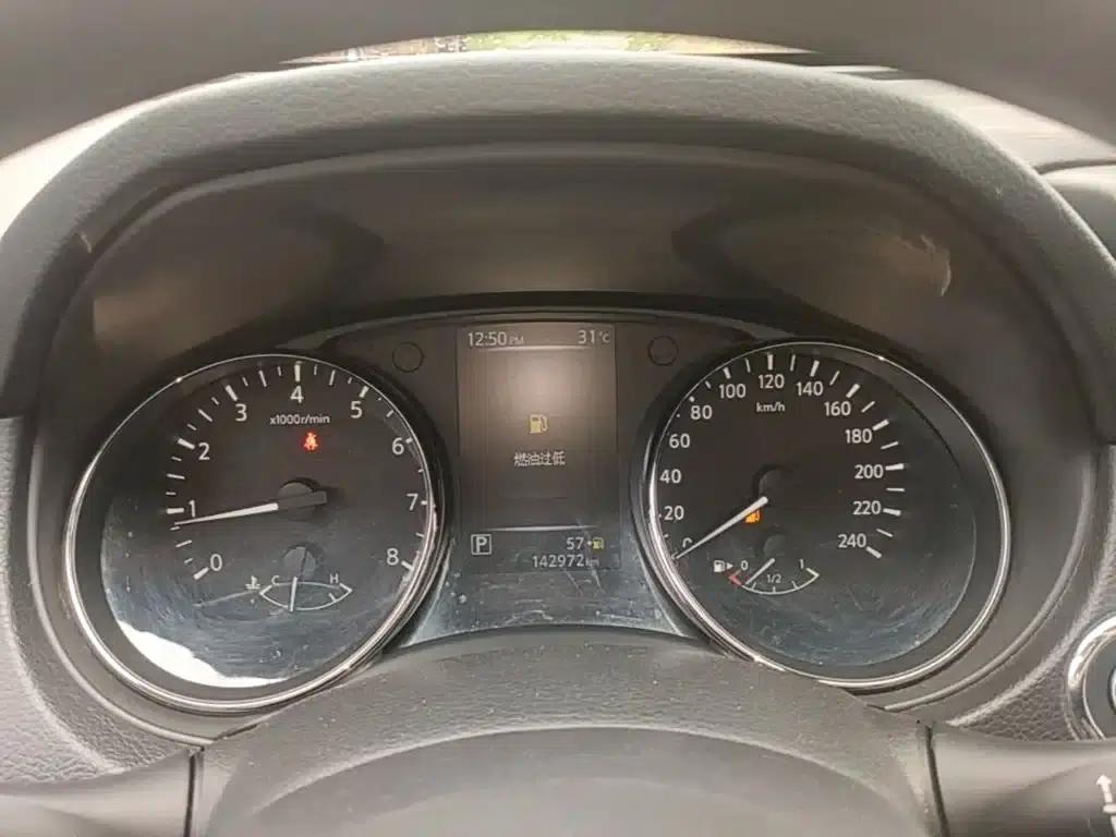 Nissan X-Trail 2017 2.0L CVT Comfort Edition 2WD — миниатюра 12