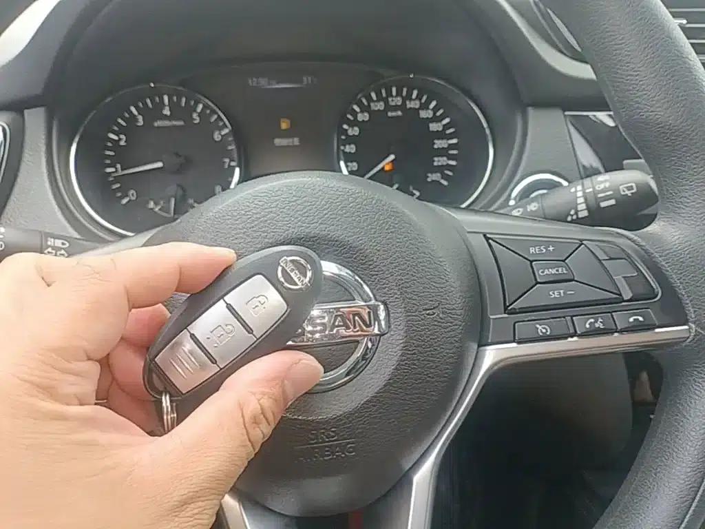 Nissan X-Trail 2017 2.0L CVT Comfort Edition 2WD — миниатюра 9
