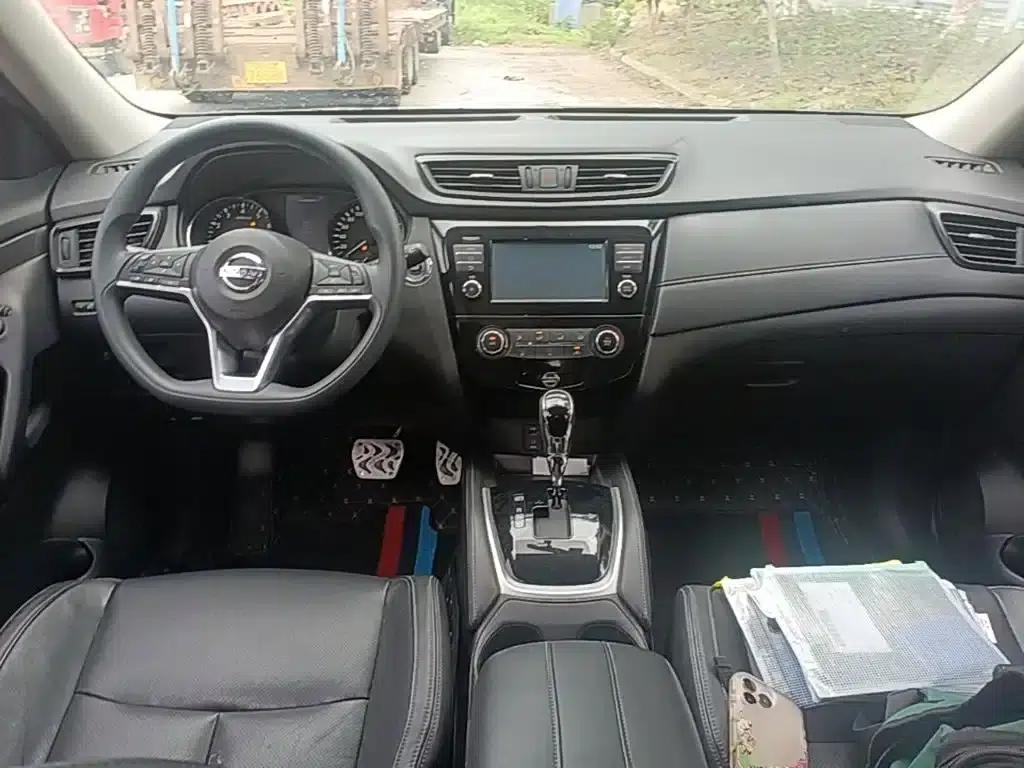 Nissan X-Trail 2017 2.0L CVT Comfort Edition 2WD — миниатюра 10