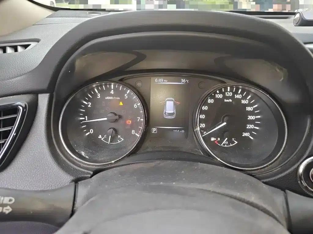 Nissan X-Trail 2017 2.0L CVT Comfort Edition 2WD — миниатюра 4