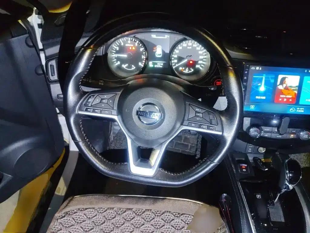 Nissan X-Trail 2017 2.5L CVT Luxury 4WD — миниатюра 3