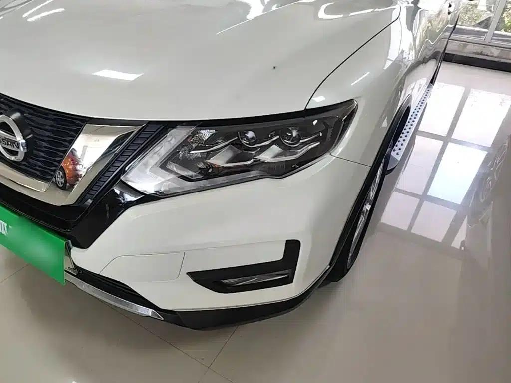 Nissan X-Trail 2022 2.0L 2WD Intelligent Connectivity Premium Edition — миниатюра 24