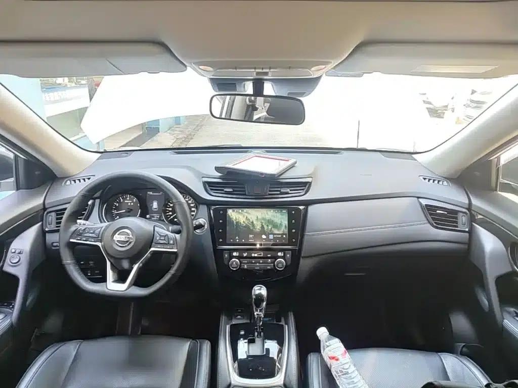 Nissan X-Trail 2020 2.5L XL ITS CVT 4WD Luxury Navigation Edition — миниатюра 10