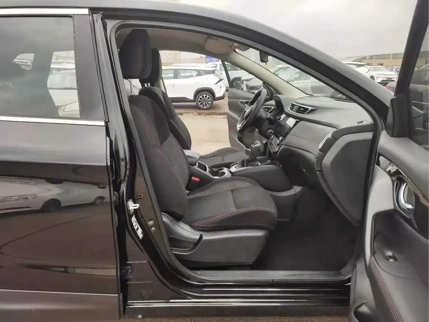 Nissan Qashqai 2019 2.0L CVT Smart Edition — миниатюра 11
