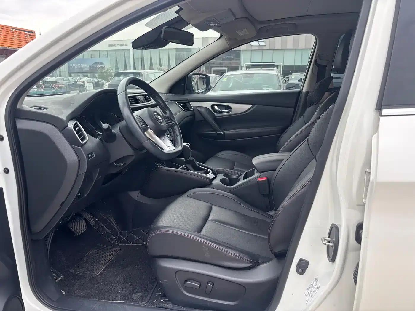 Nissan Qashqai 2022 2.0L CVT XV Prem Luxury Edition — миниатюра 7