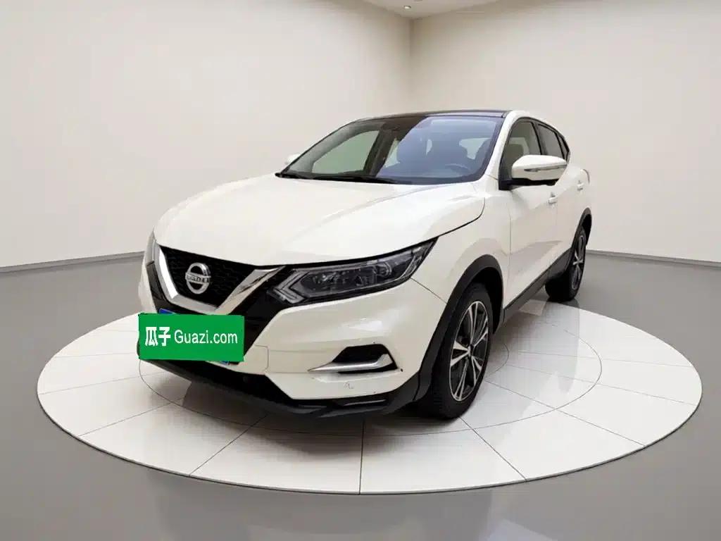 Nissan Qashqai 2021 2.0L CVT Luxury Edition — миниатюра 1