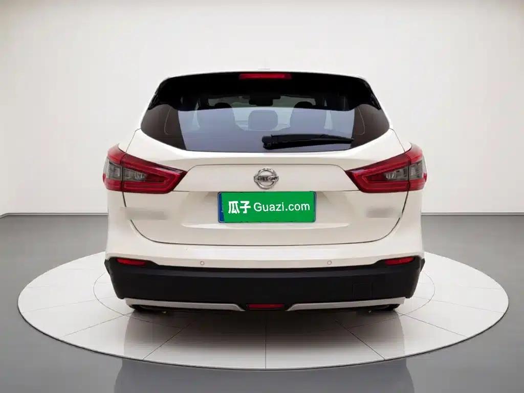Nissan Qashqai 2021 2.0L CVT Luxury Edition — миниатюра 3