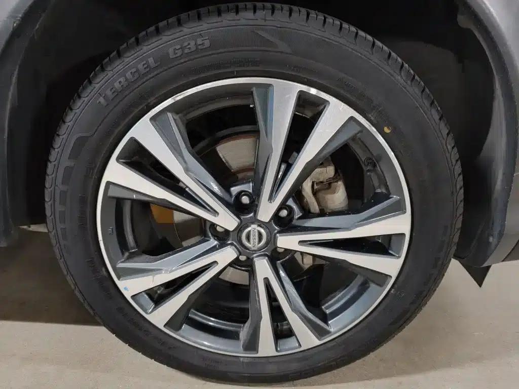 Nissan Qashqai 2021 2.0L CVT Luxury Edition — миниатюра 28