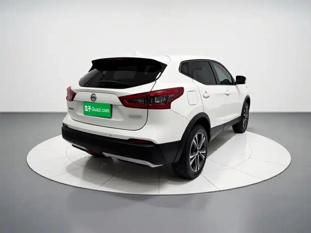 Nissan Qashqai 2021 2.0L CVT Luxury Edition — миниатюра 4