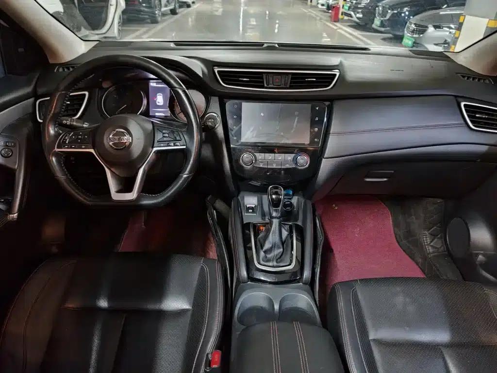 Nissan Qashqai 2021 2.0L CVT Luxury Edition — миниатюра 5
