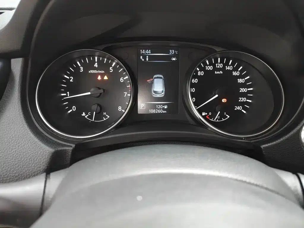 Nissan Qashqai 2021 2.0L CVT Luxury Edition — миниатюра 8