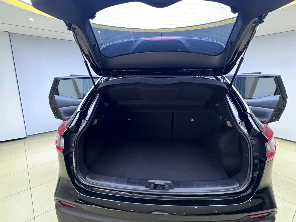 Nissan Qashqai 2022 2.0L CVT XV Prem Luxury Edition — миниатюра 22