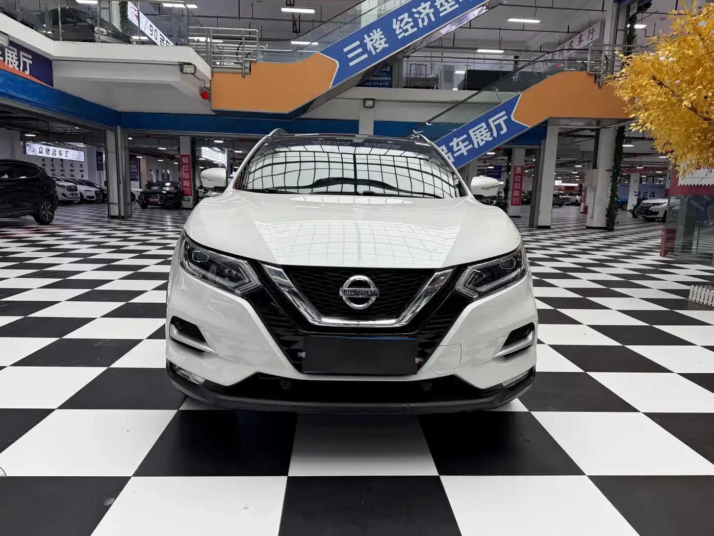 Nissan Qashqai 2022 2.0L CVT XV Prem Luxury Edition — миниатюра 2