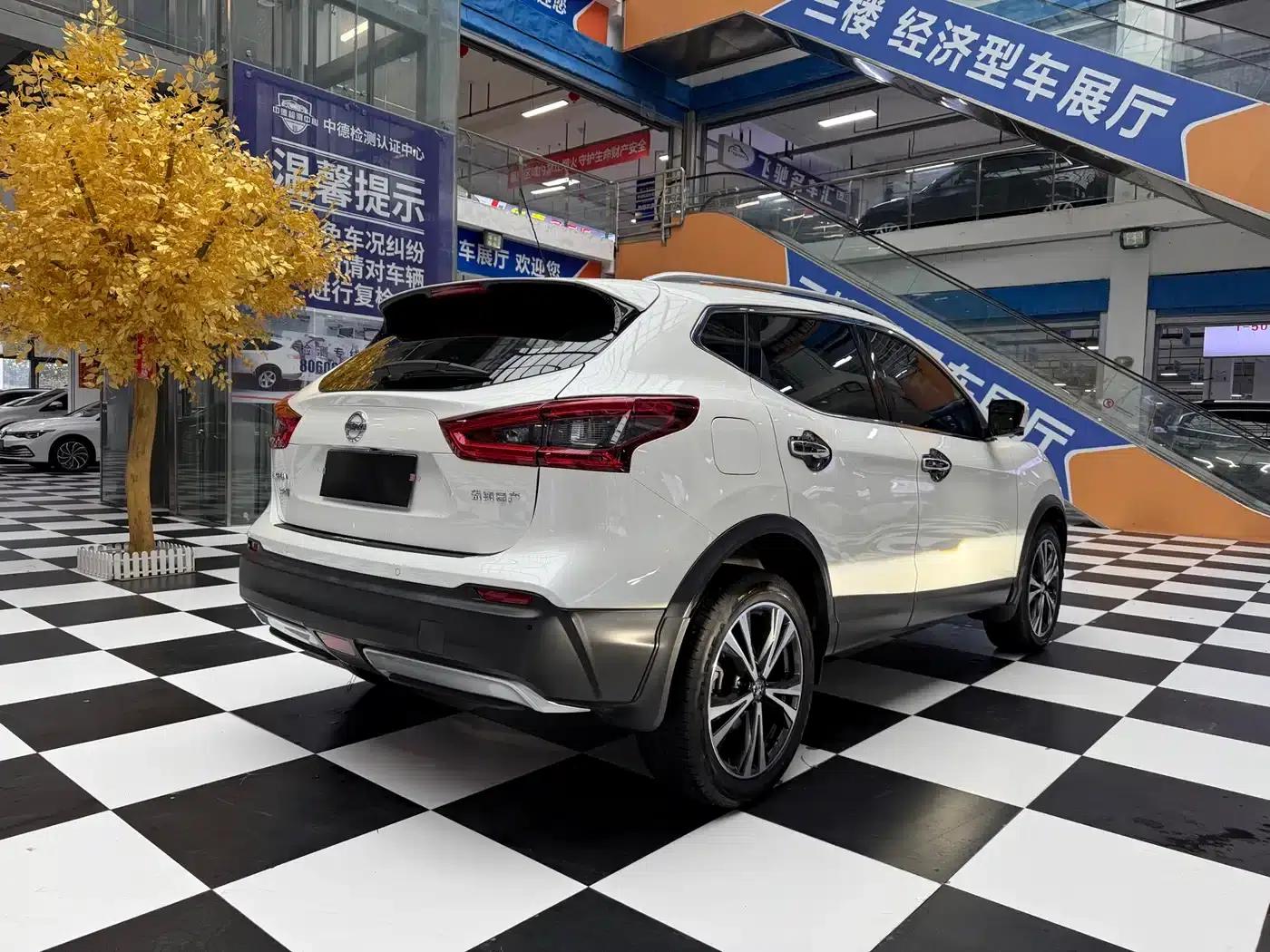 Nissan Qashqai 2022 2.0L CVT XV Prem Luxury Edition — миниатюра 18