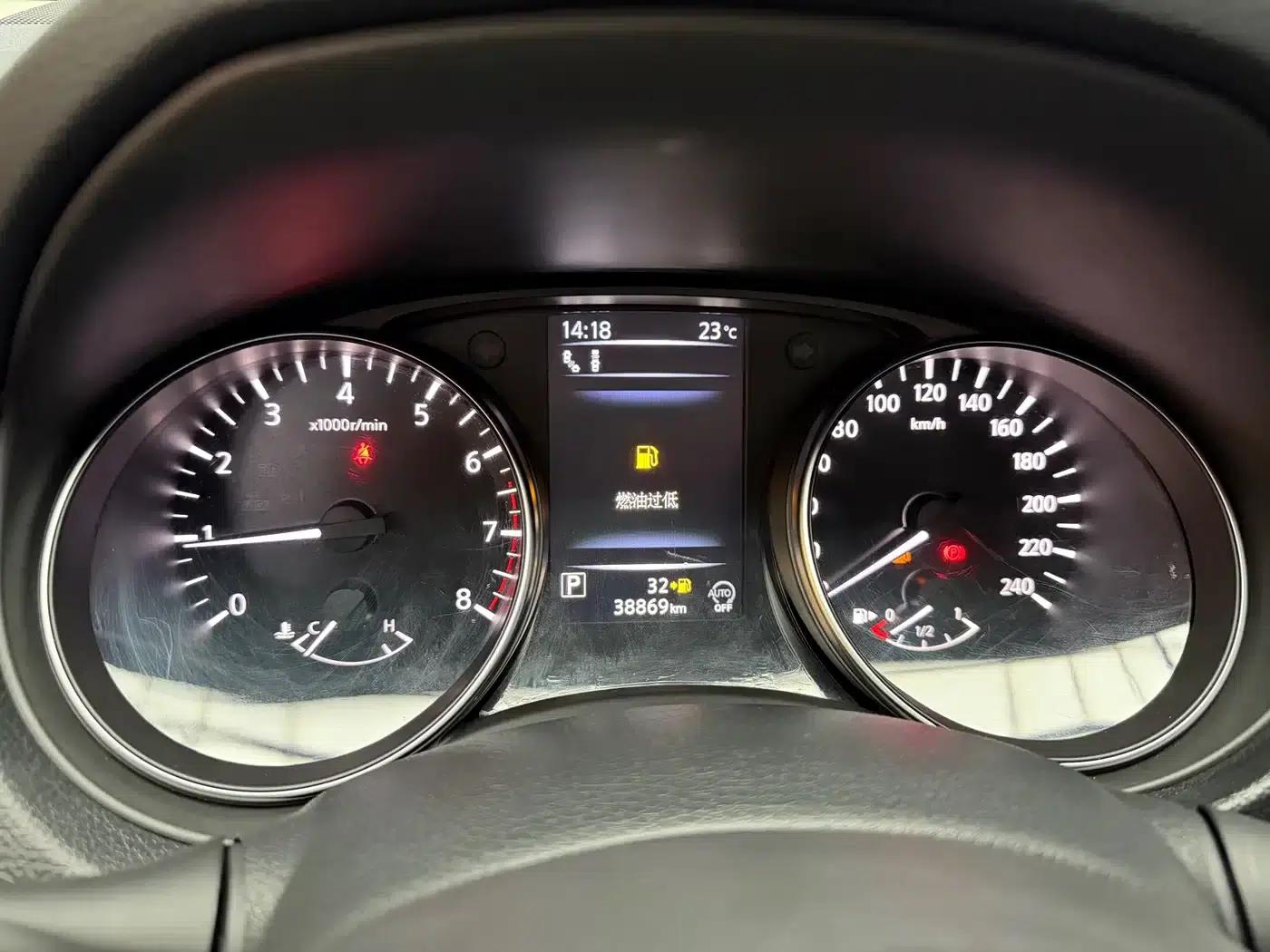 Nissan Qashqai 2022 2.0L CVT XV Prem Luxury Edition — миниатюра 7