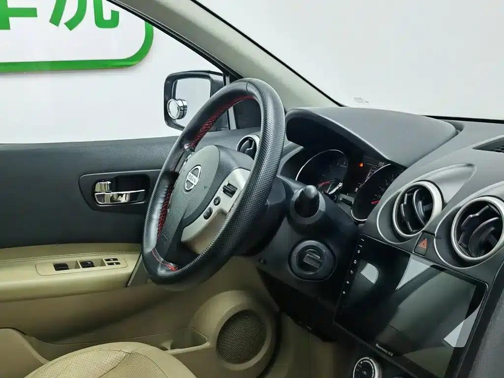 Nissan Qashqai 2012 2.0XV CVT 2WD — миниатюра 22