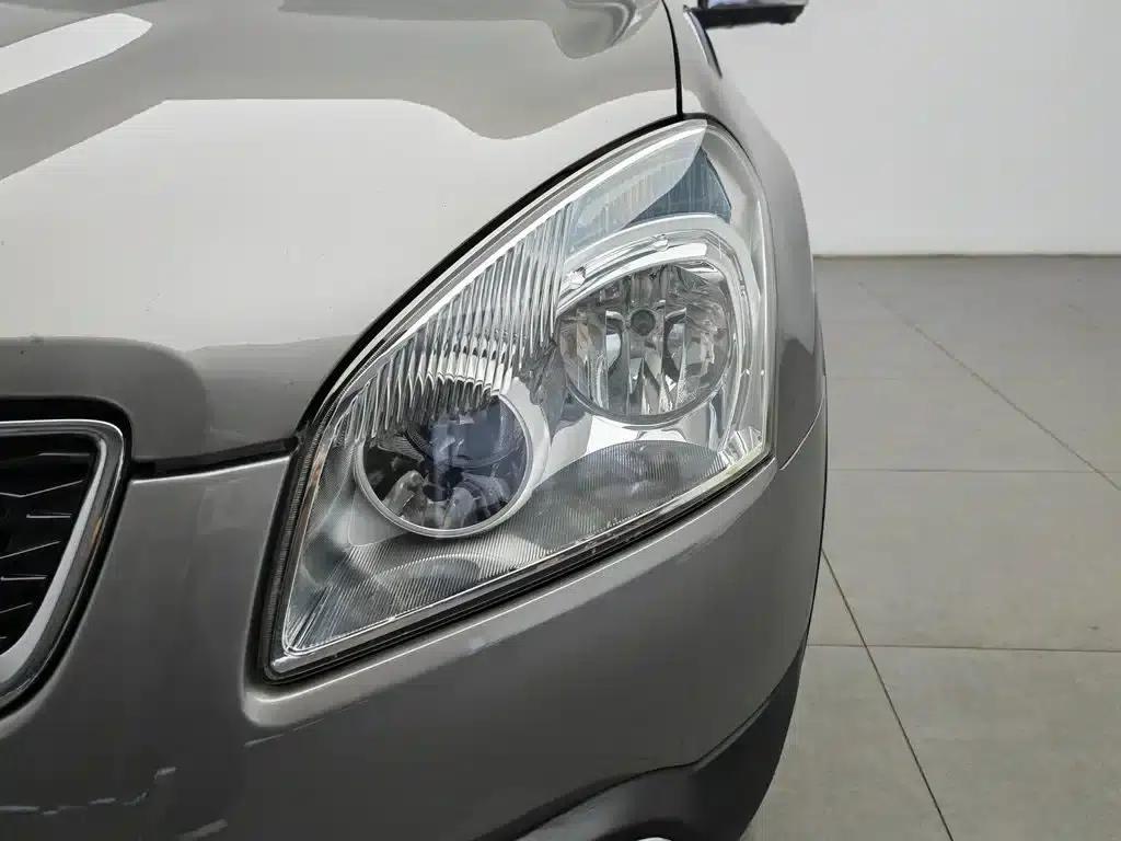 Nissan Qashqai 2012 2.0XV CVT 2WD — миниатюра 7