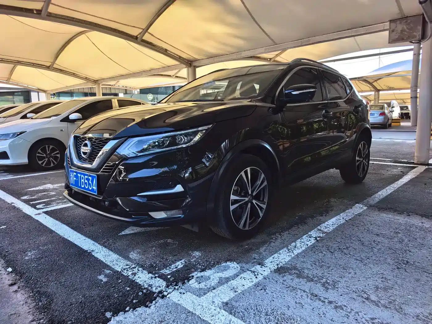 Nissan Qashqai 2022 2.0L CVT XV Prem.Pro Luxury Navigation Edition — миниатюра 1