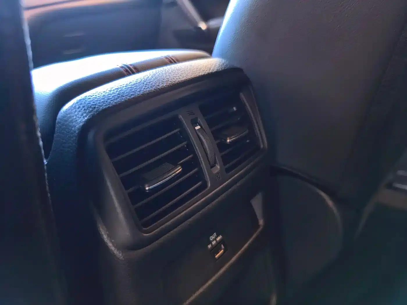 Nissan Qashqai 2022 2.0L CVT XV Prem.Pro Luxury Navigation Edition — миниатюра 13