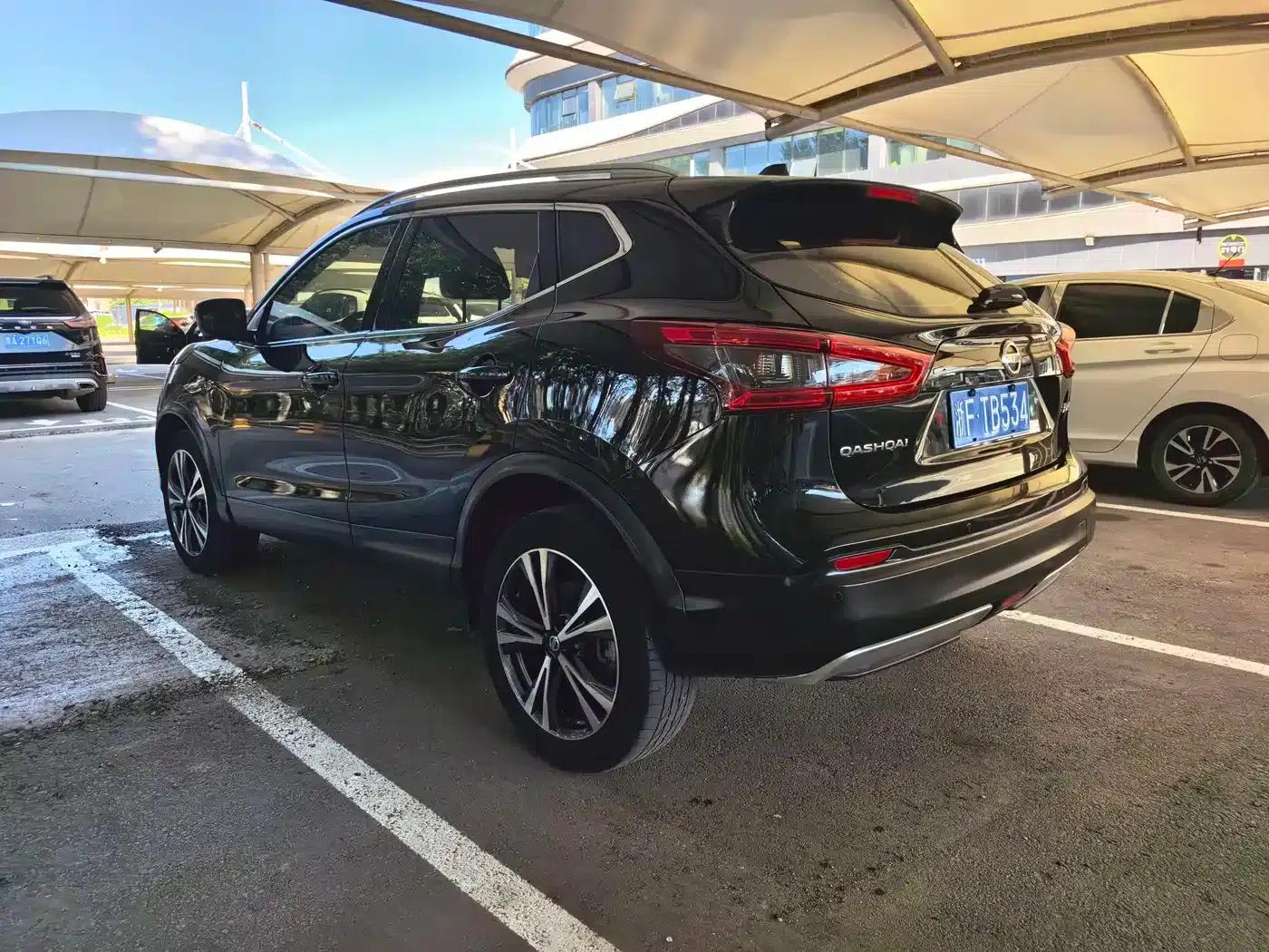 Nissan Qashqai 2022 2.0L CVT XV Prem.Pro Luxury Navigation Edition — миниатюра 19